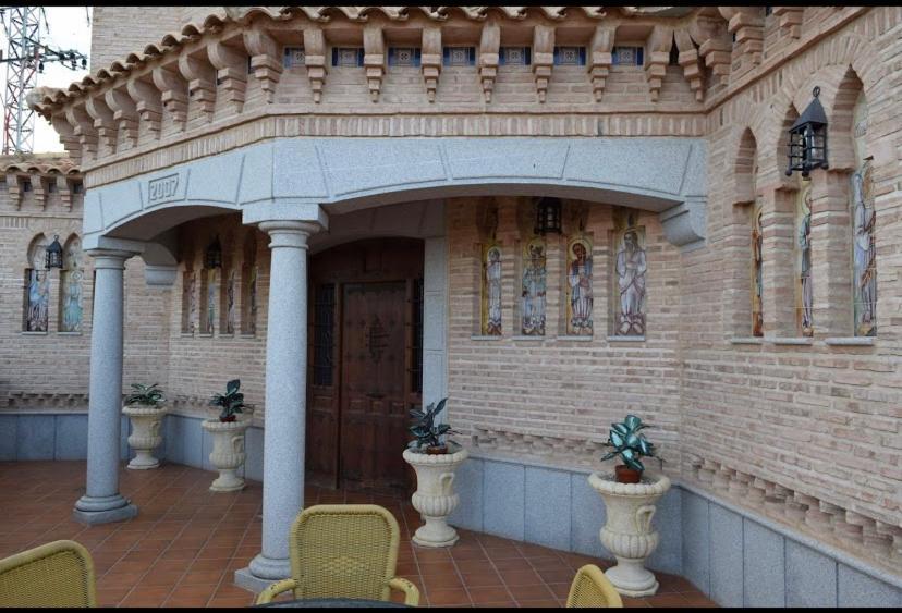 Casa Rural La Higuera I Puy Du Fou Pulgar Exterior photo